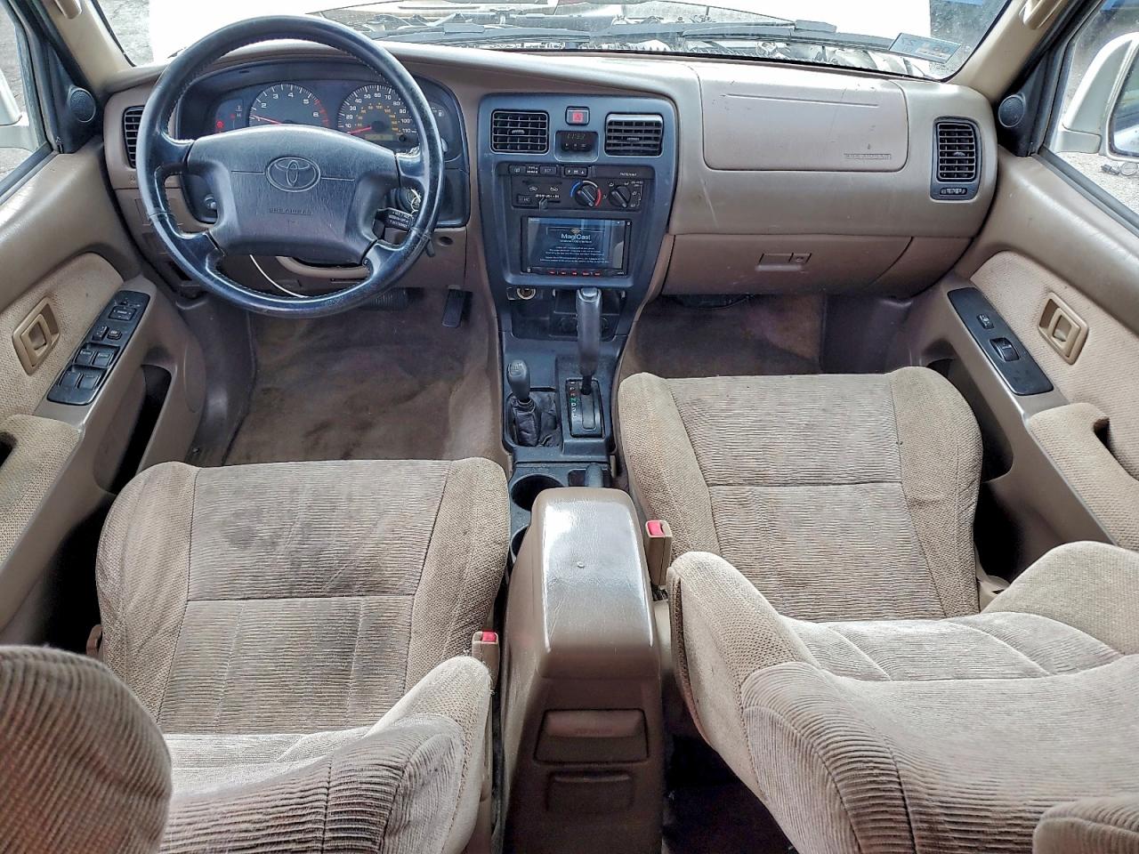 Toyota 4Runner Sr5 Image 9