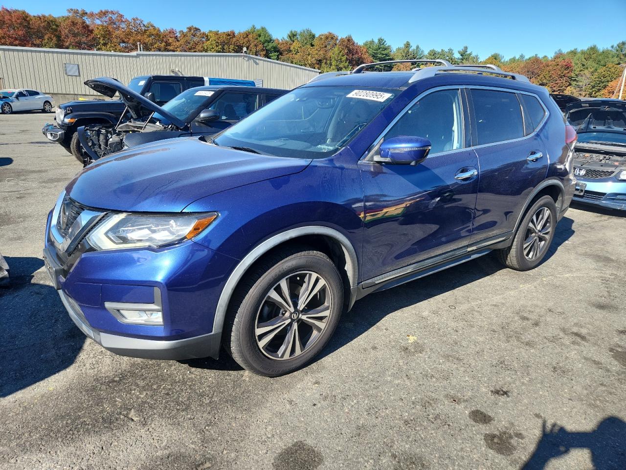 Nissan Rogue S Image 1