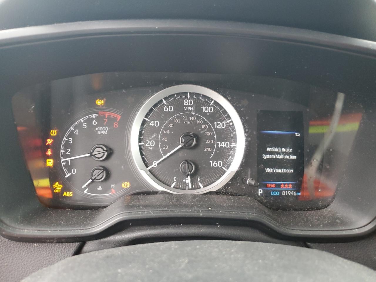 Toyota Corolla Le Image 12