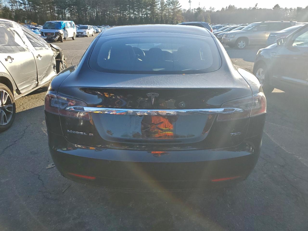 Tesla Model S Image 4