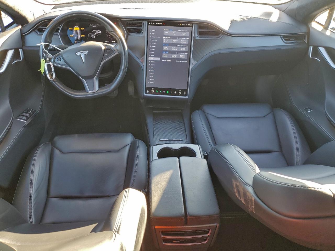 Tesla Model S Image 5