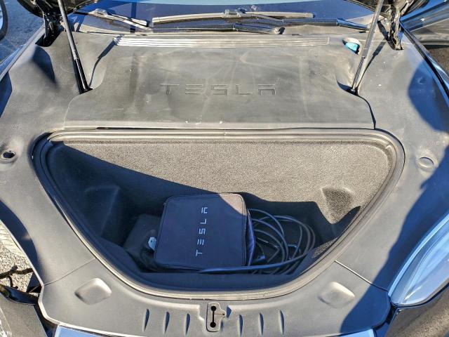 Tesla Model S Image 10