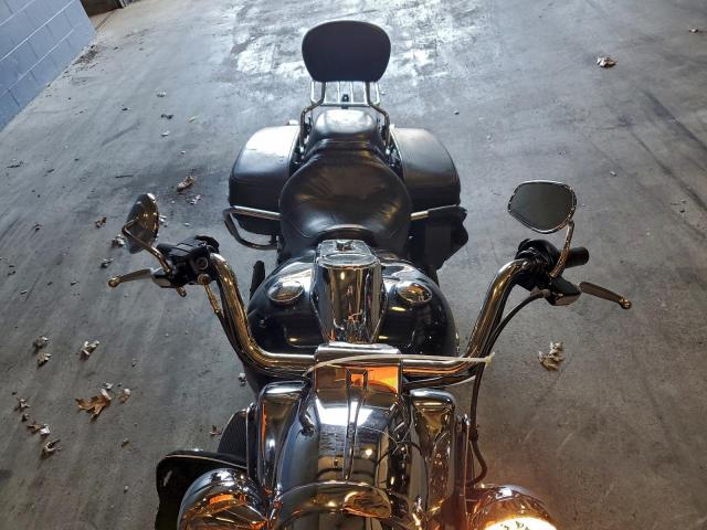 Harley-Davidson Fl Road King Classic Image 5