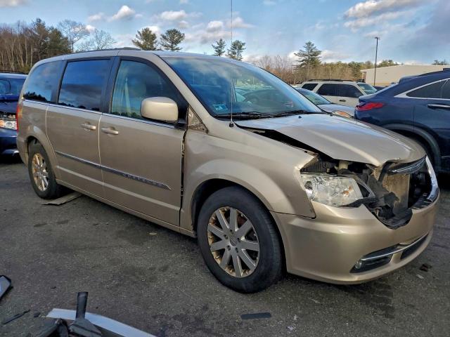 Chrysler Minivan Touring Image 2