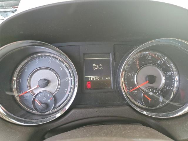 Chrysler Minivan Touring Image 6