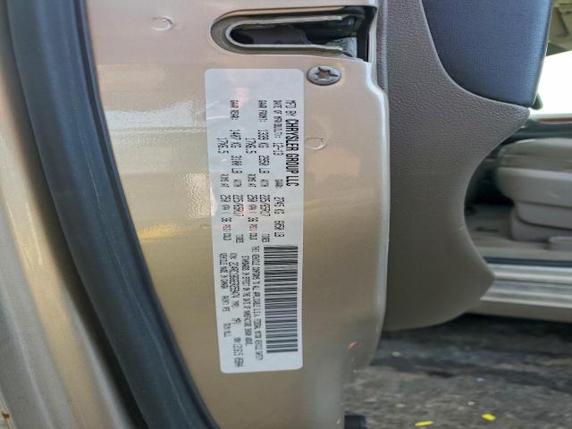 Chrysler Minivan Touring Image 10