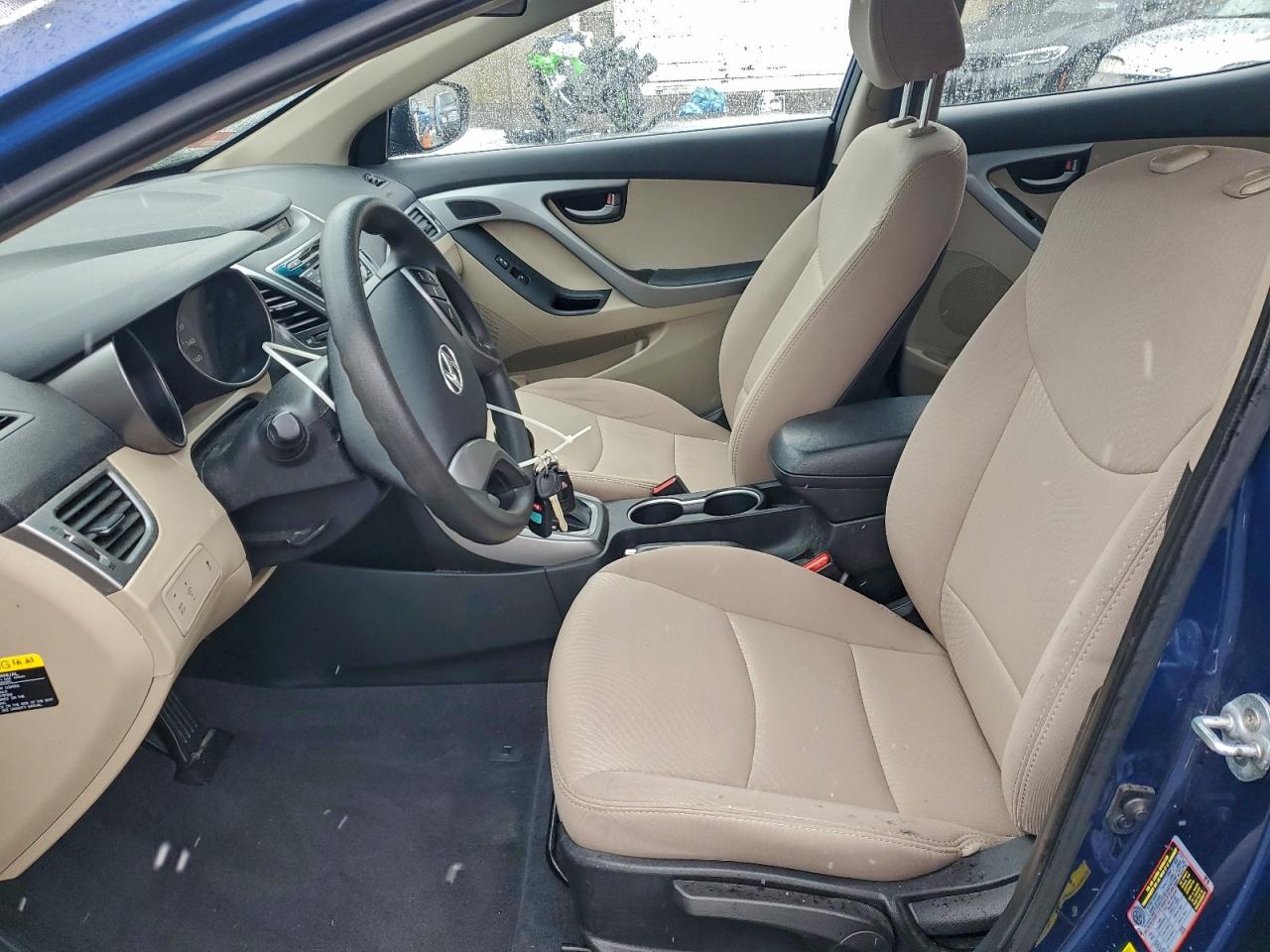 Hyundai ELANTRA Se Image 3