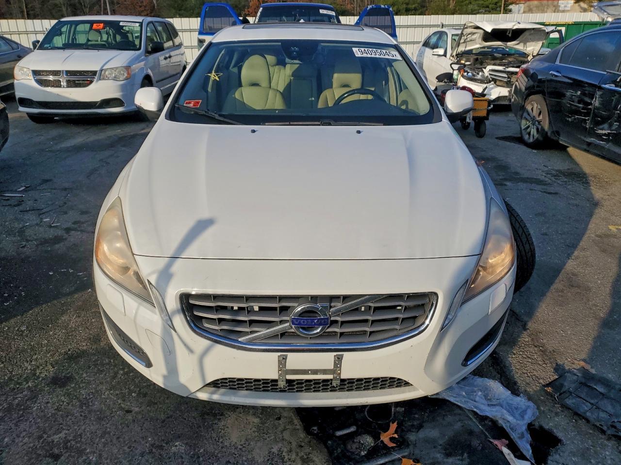 Volvo S60 T6 Image 9