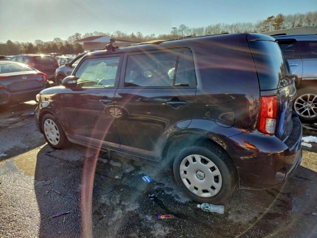 Toyota Scion Image 2