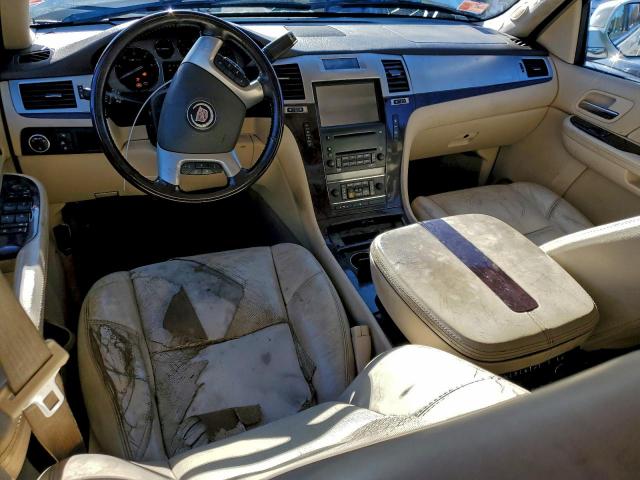Cadillac Escalade Luxury Image 6