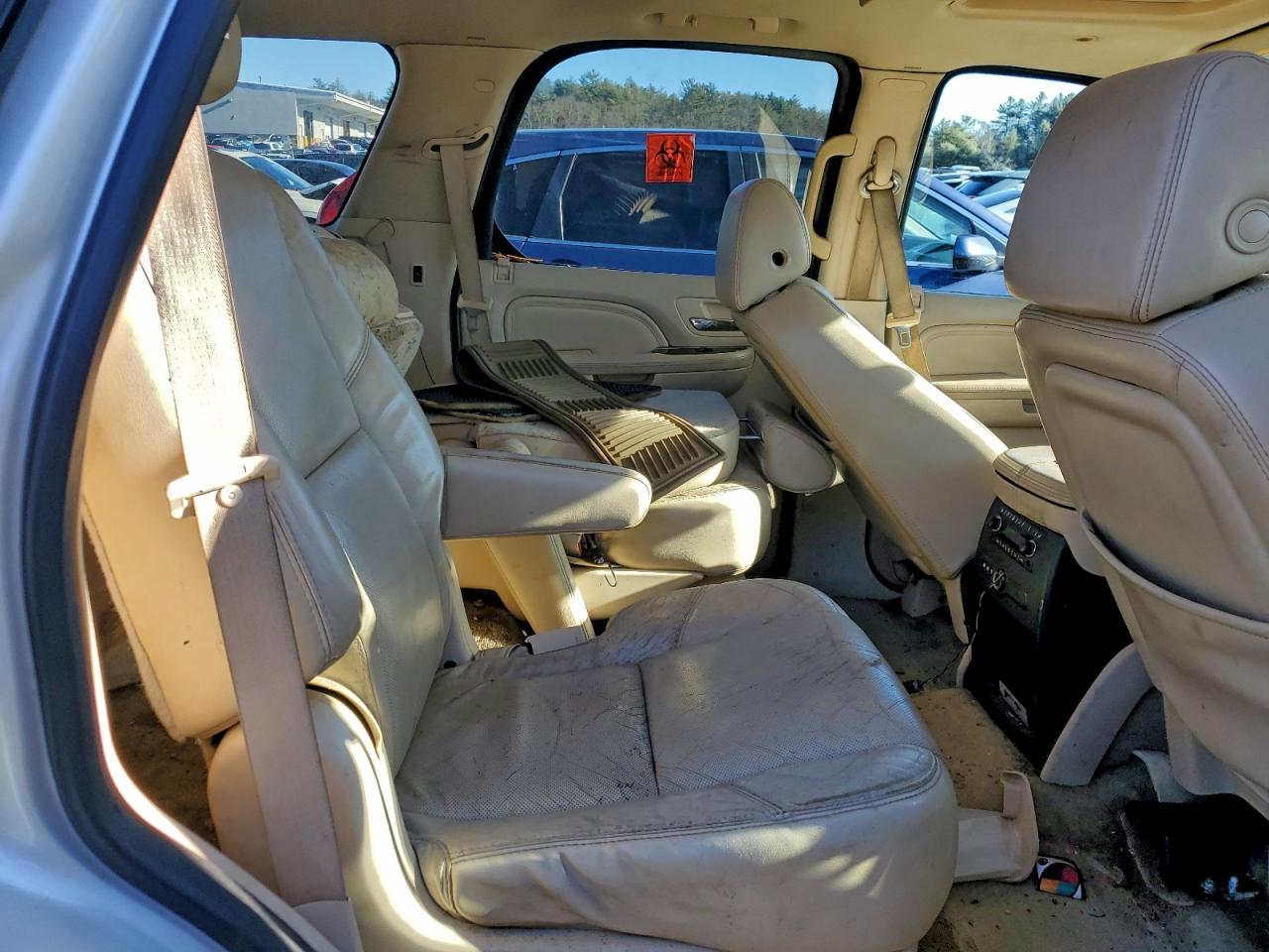 Cadillac Escalade Luxury Image 10