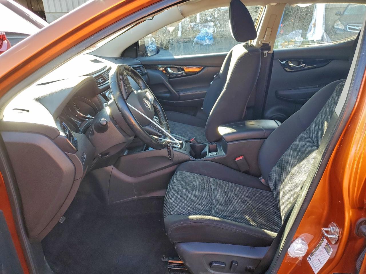 Nissan Rogue S Image 5