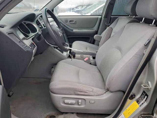 Toyota Highlander Image 10