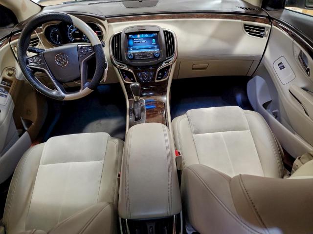 Buick LaCrosse Image 9