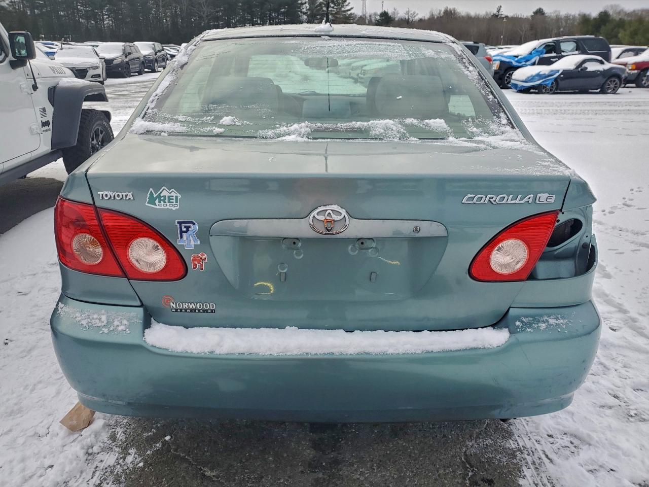 Toyota Corolla Ce Image 3