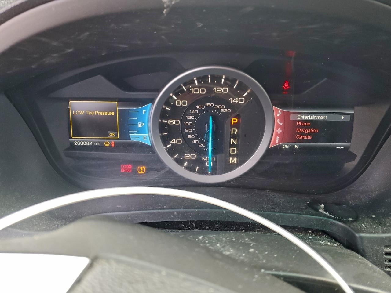 Ford Explorer Limited Image 13