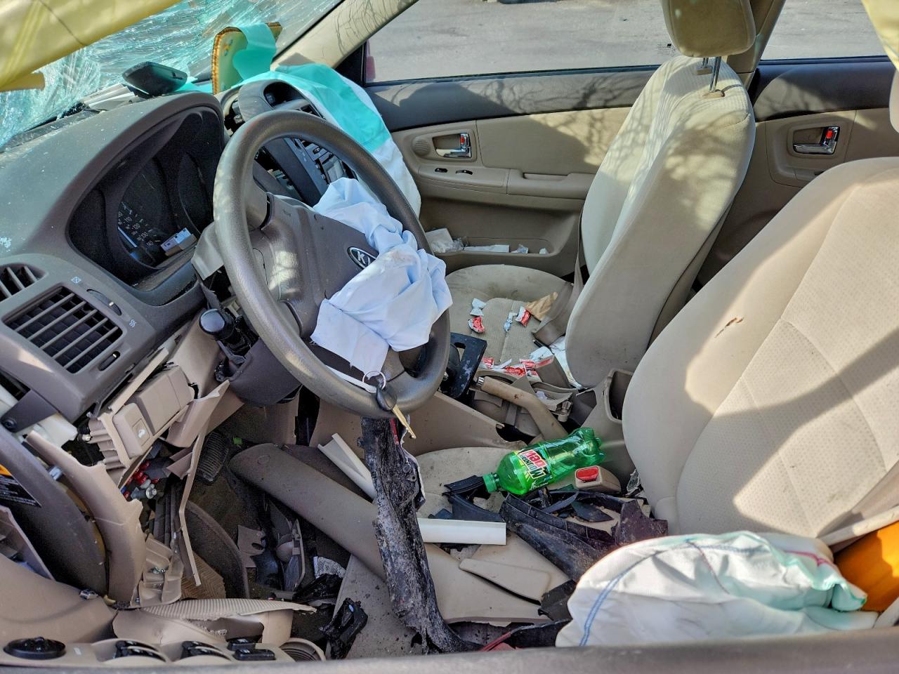 Kia Spectra Ex Image 2