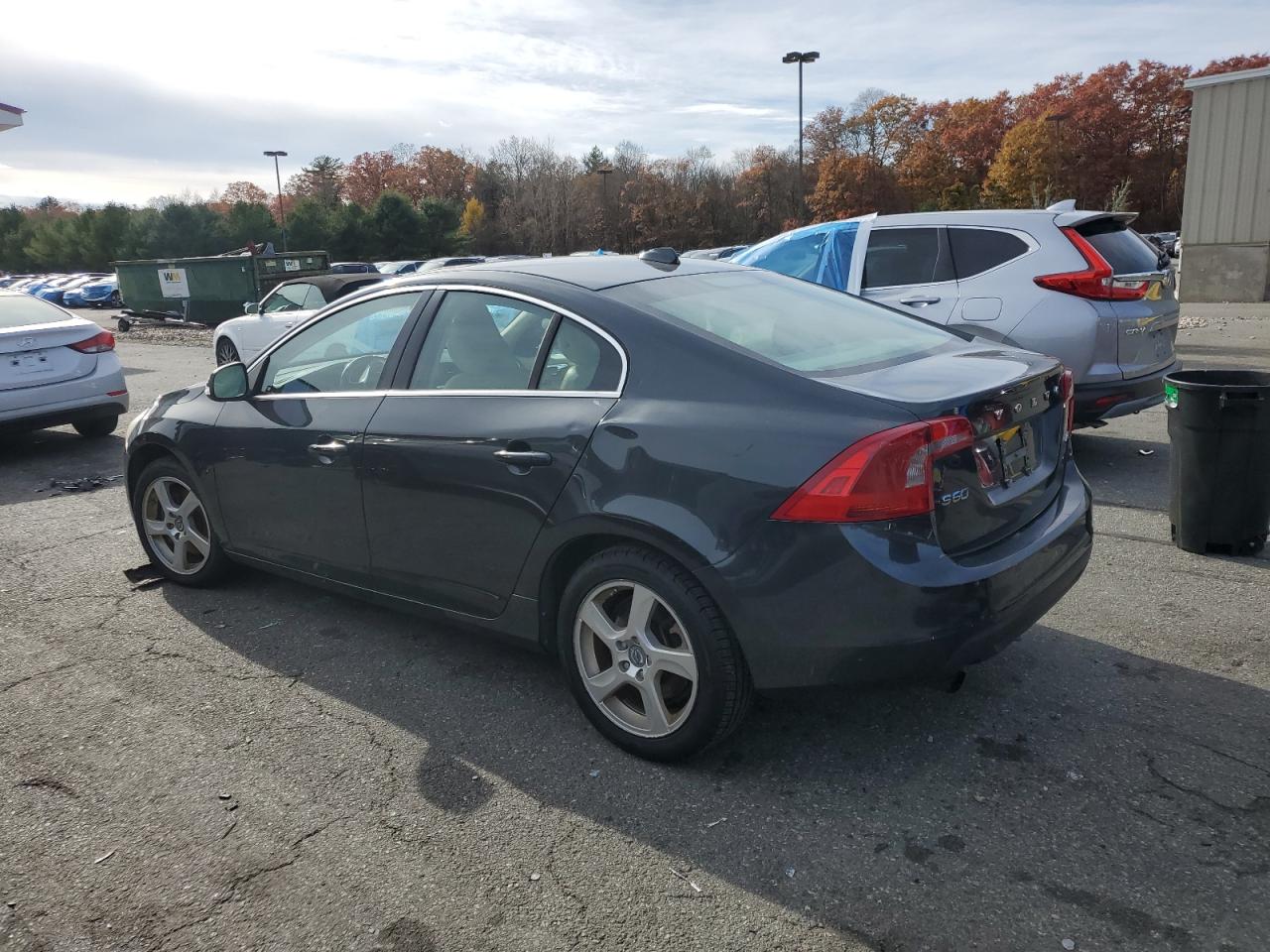 Volvo S60 T5 Image 2