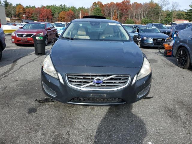 Volvo S60 T5 Image 10