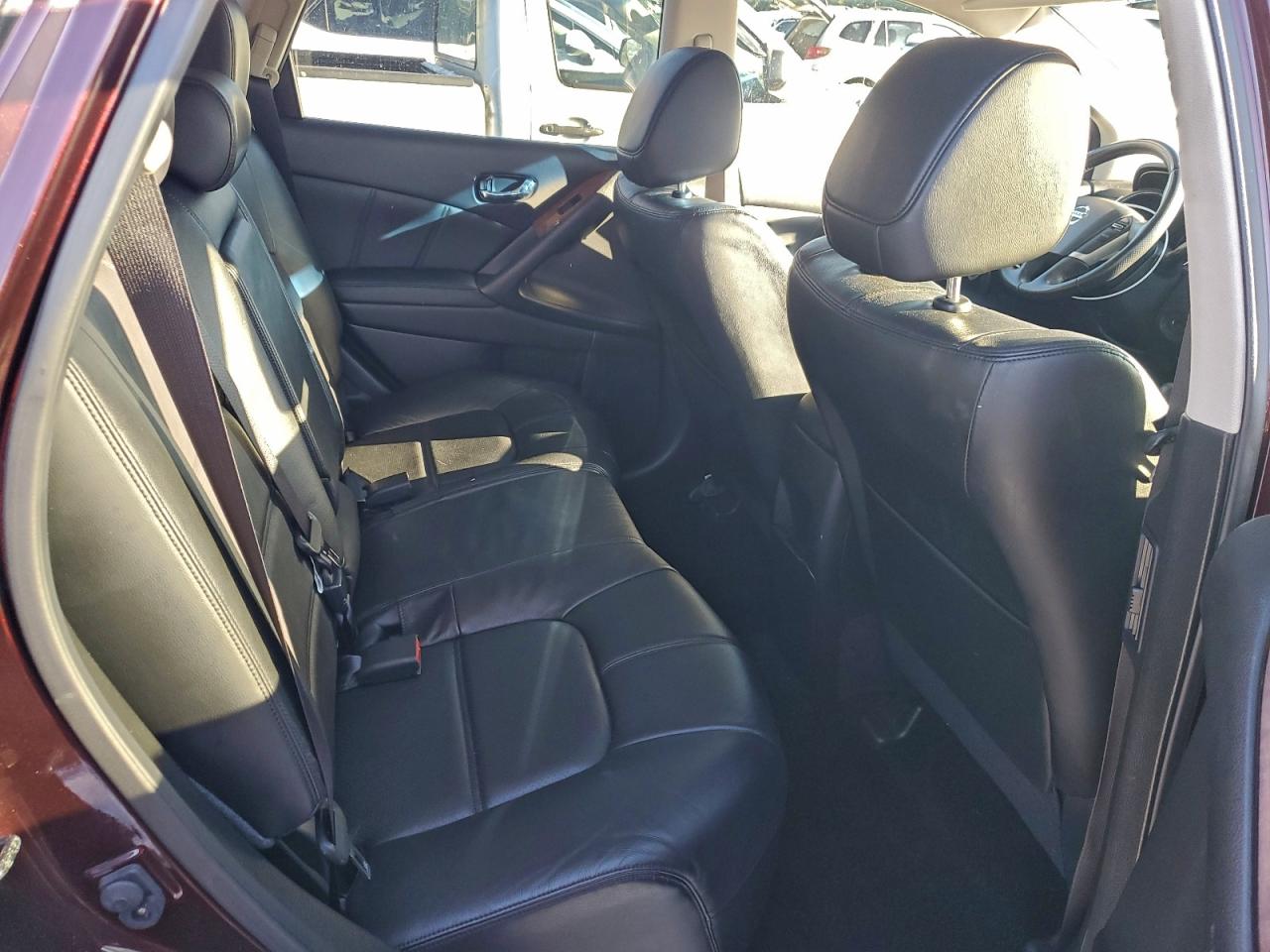 Nissan Murano S Image 9