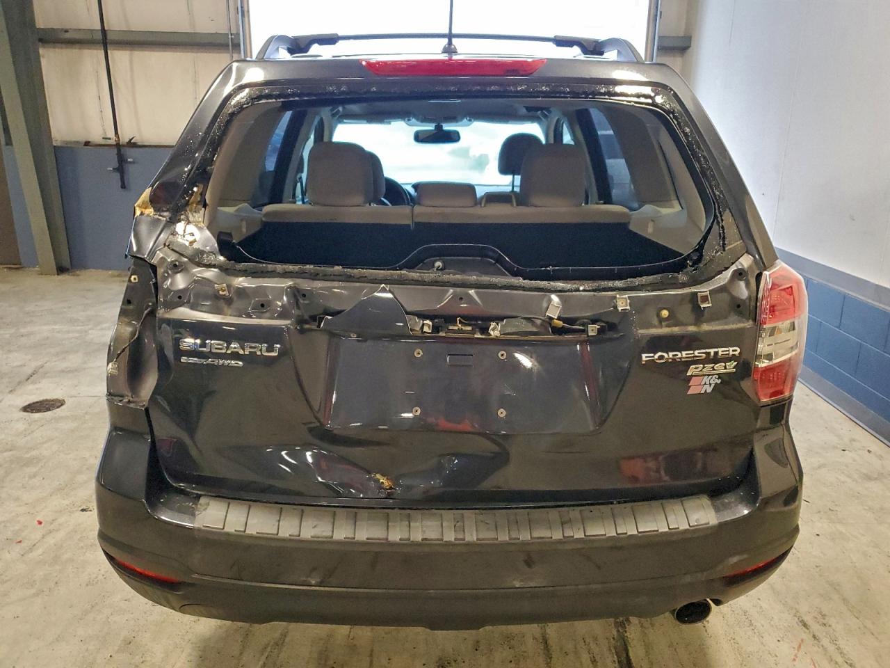 Subaru Forester 2.5i Premium Image 8