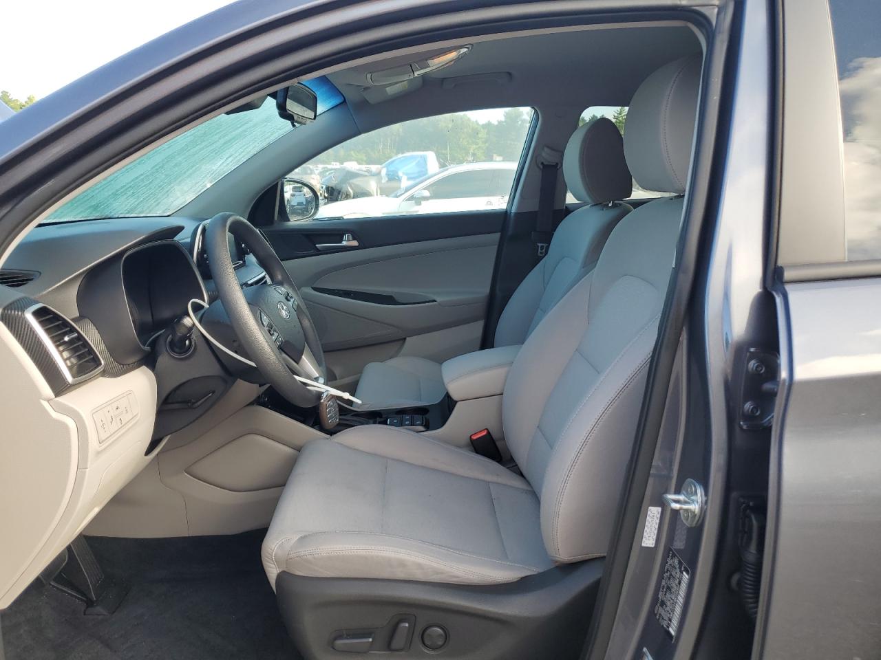 Hyundai TUCSON Limited Image 8