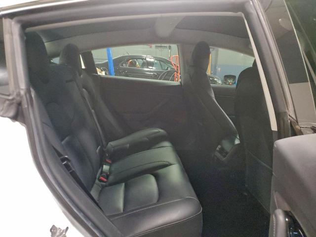 Tesla Model 3 Image 4