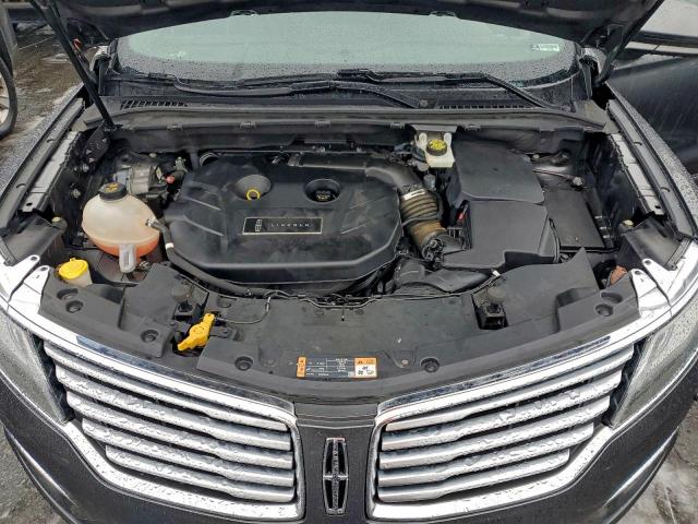 Lincoln MKC Reserve Image 2