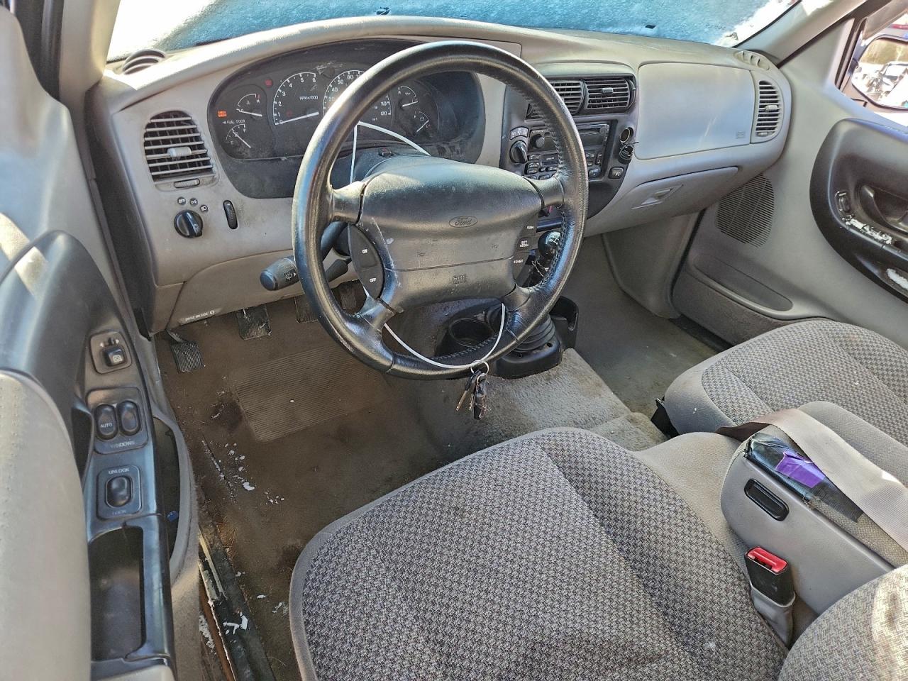 Ford Ranger Super Cab Image 8