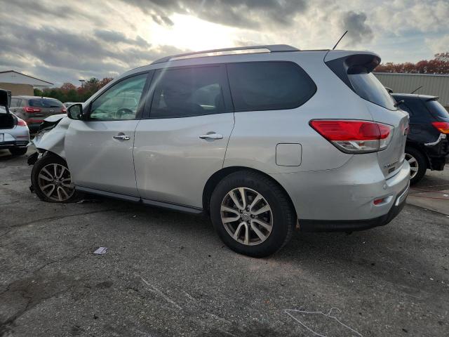 Nissan Pathfinder S Image 6