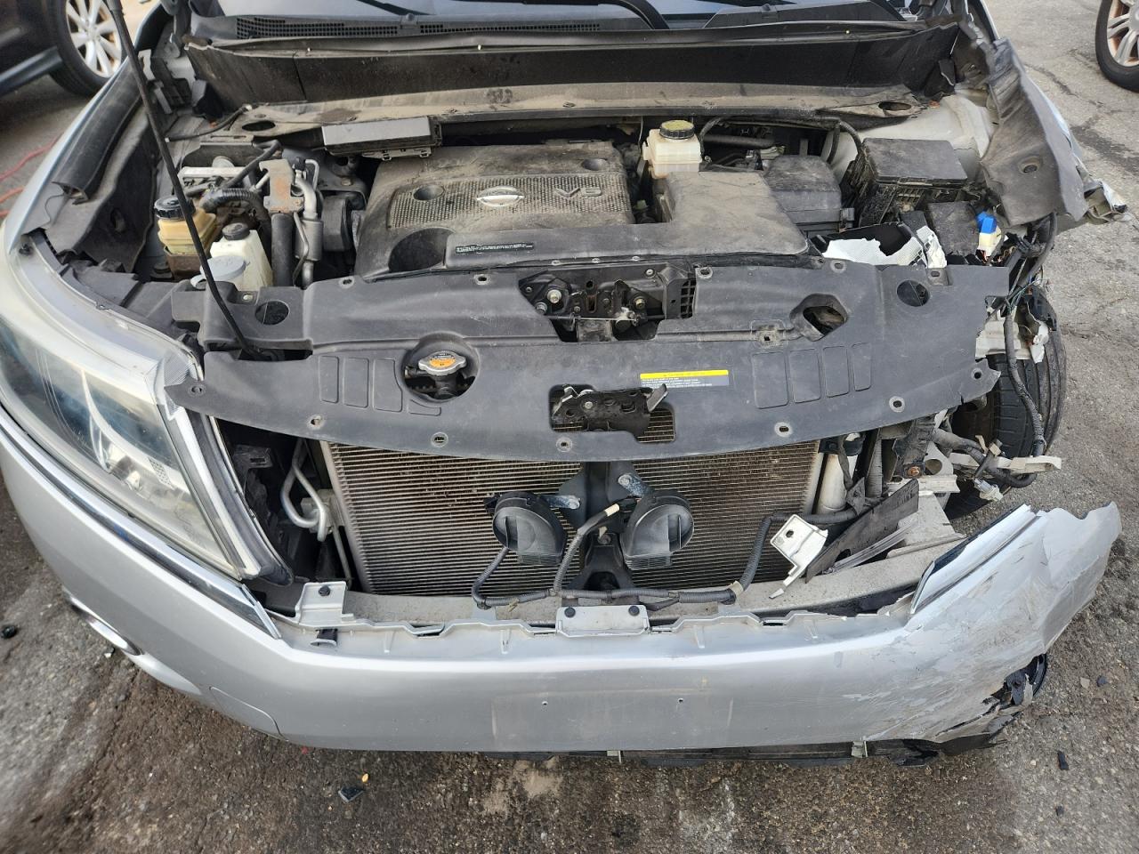 Nissan Pathfinder S Image 13