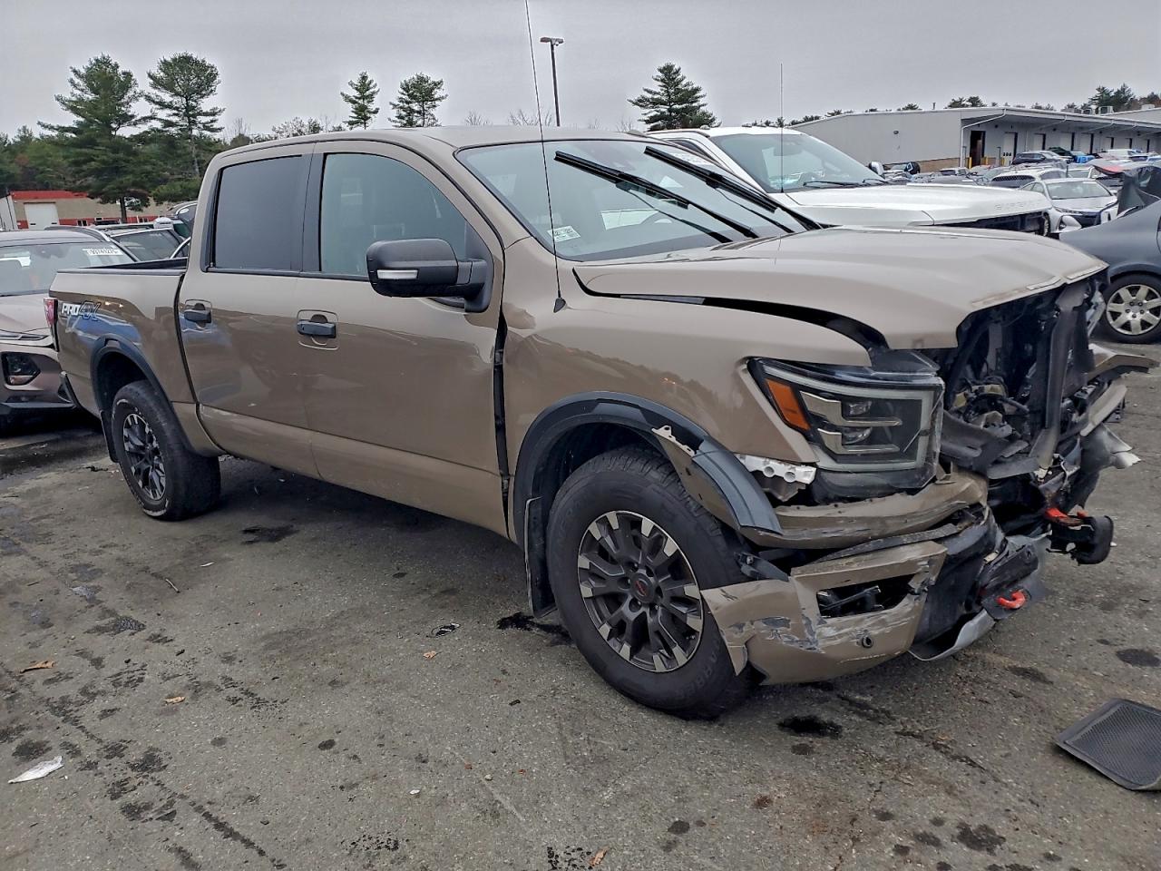 Nissan Titan Sv Image 4