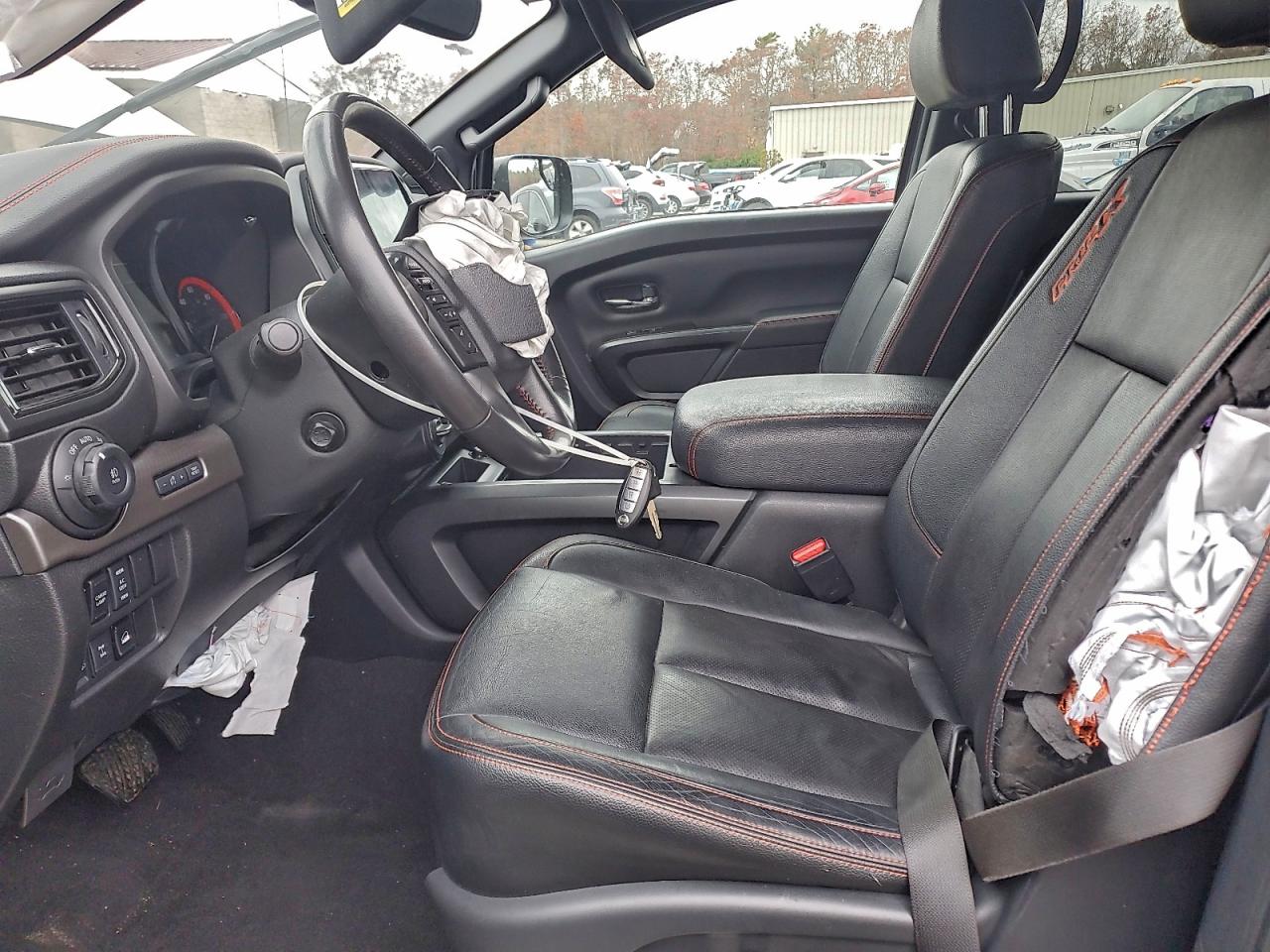 Nissan Titan Sv Image 3