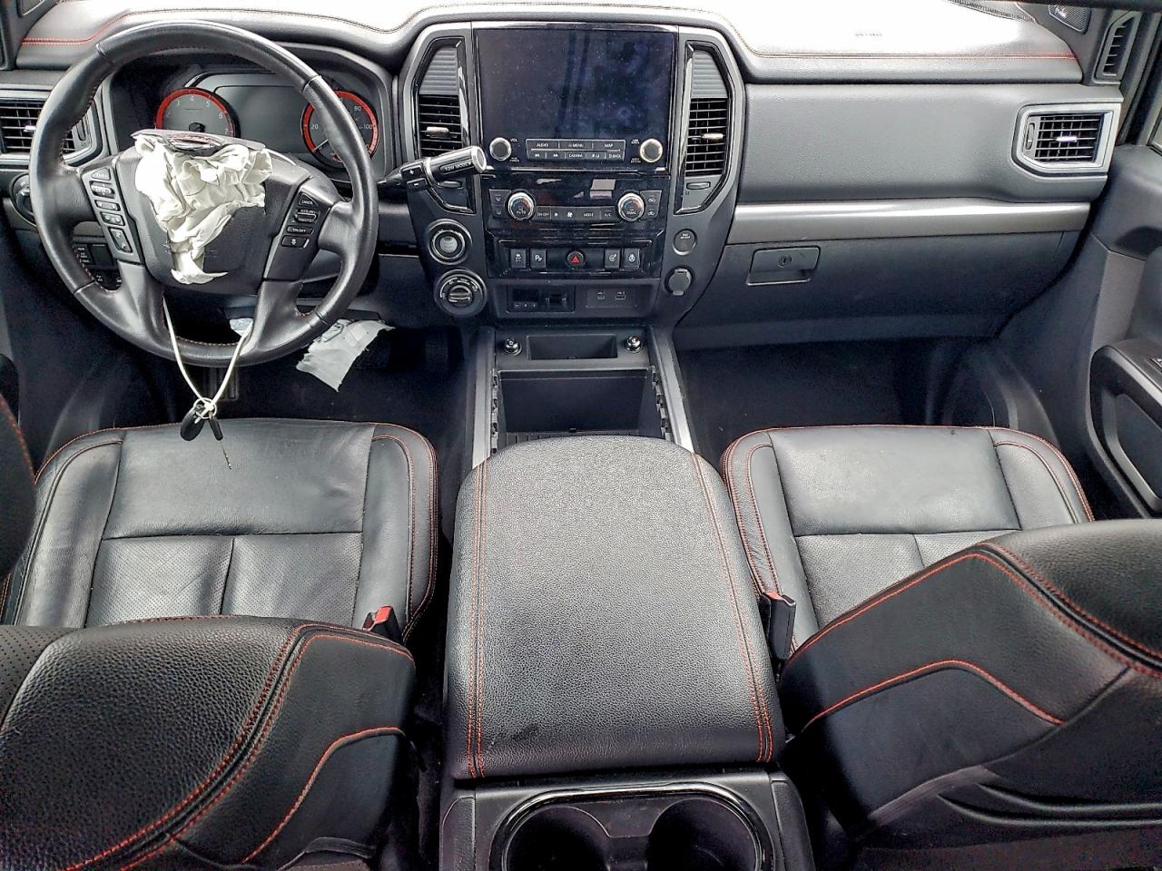 Nissan Titan Sv Image 12