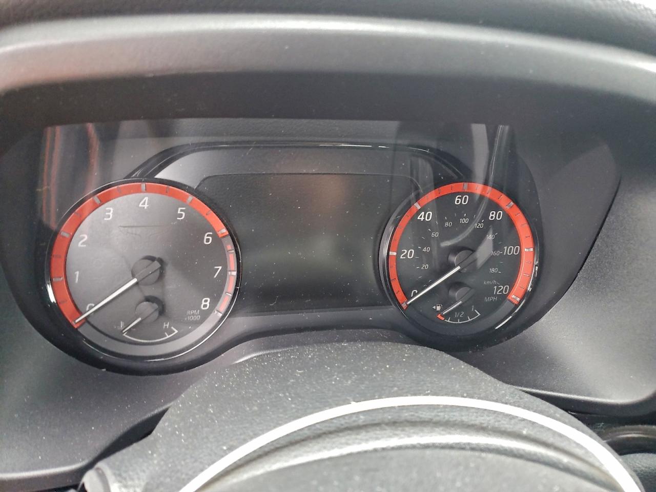 Nissan Titan Sv Image 10