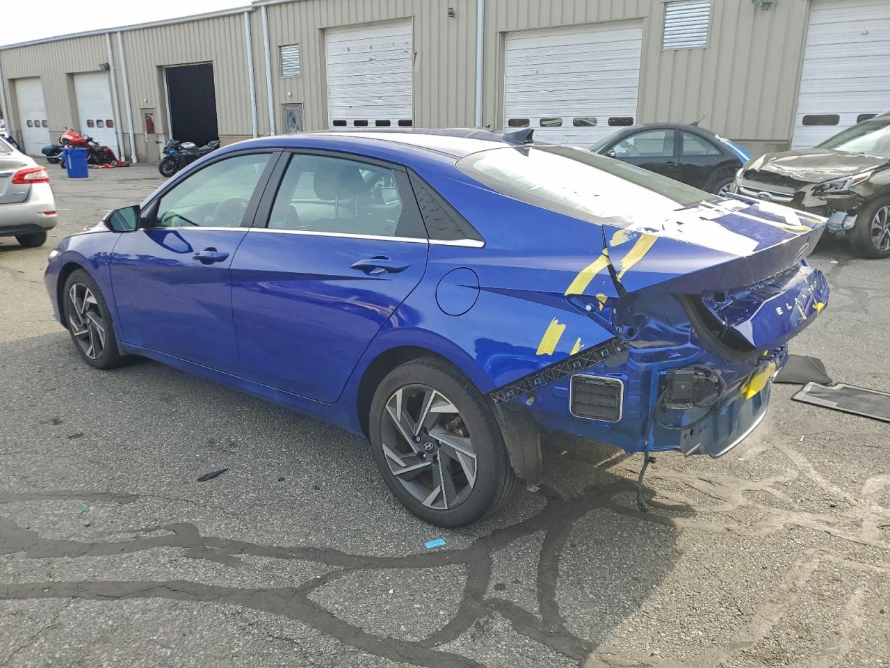 Hyundai ELANTRA Sel Image 9