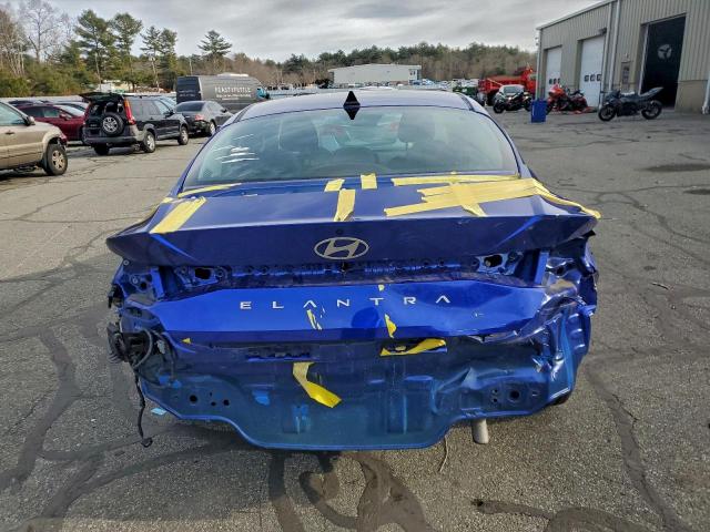 Hyundai ELANTRA Sel Image 3