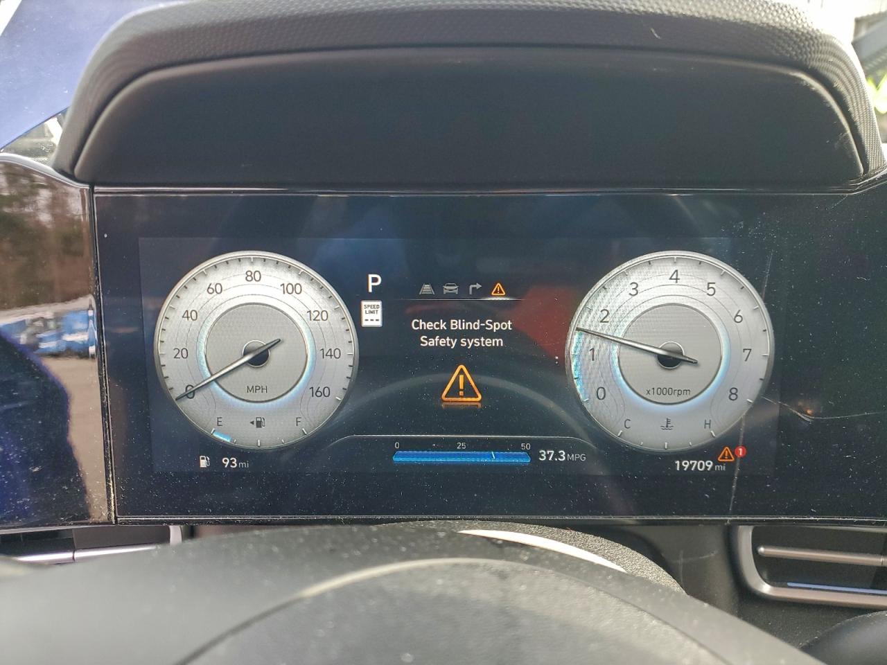 Hyundai ELANTRA Sel Image 5