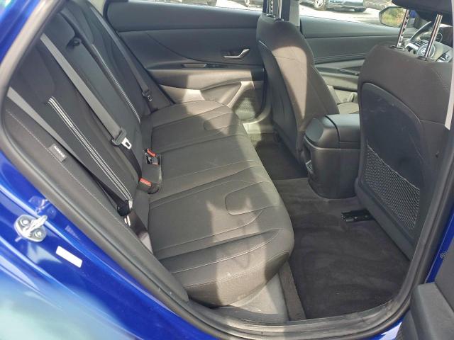 Hyundai ELANTRA Sel Image 8