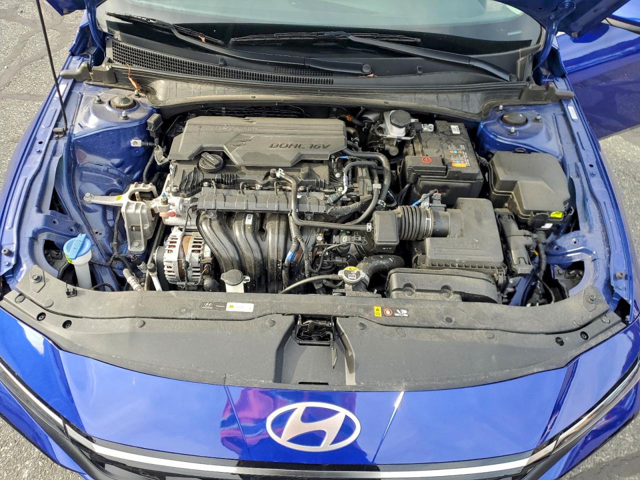 Hyundai ELANTRA Sel Image 10