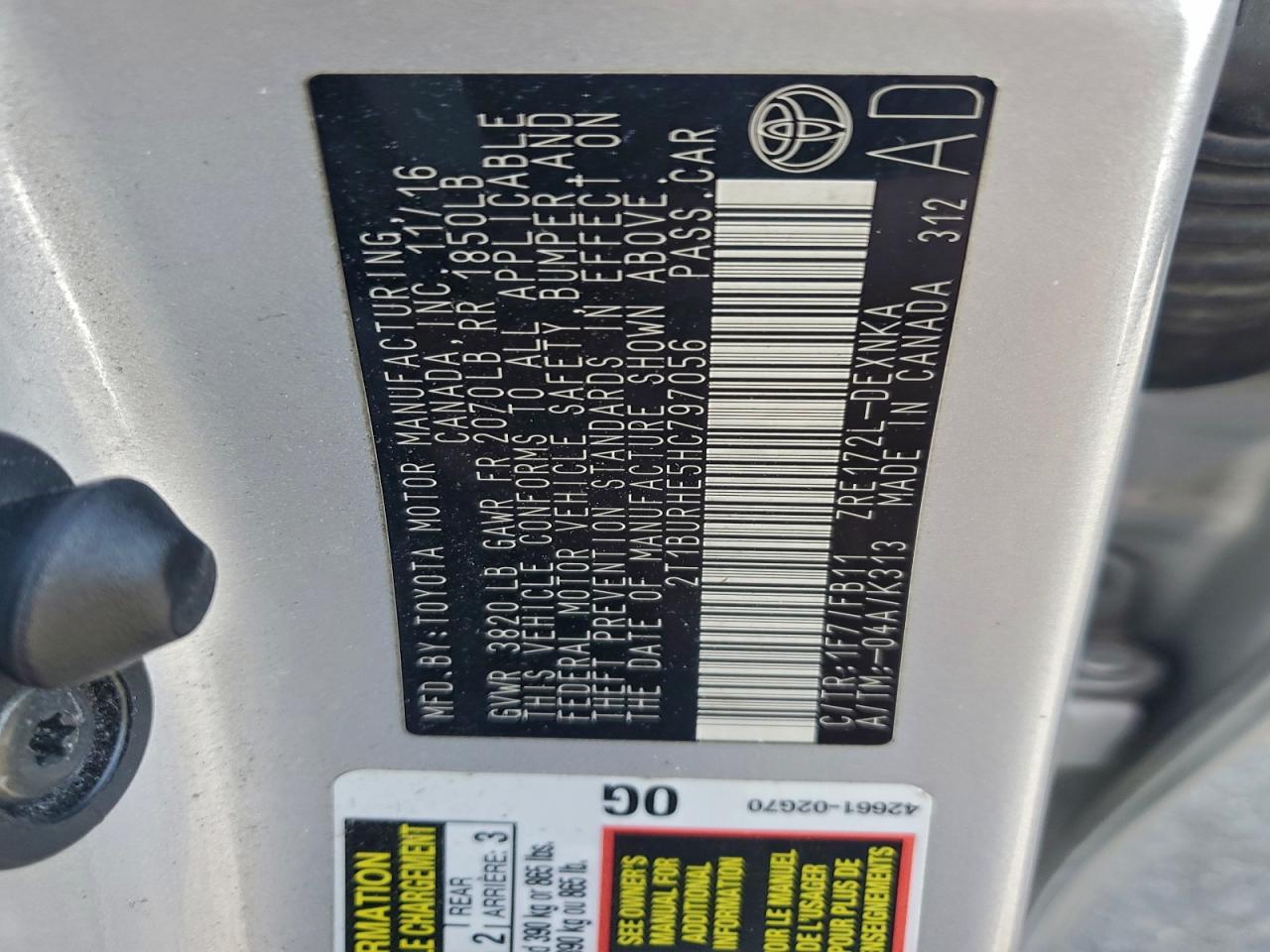 Toyota Corolla L Image 12