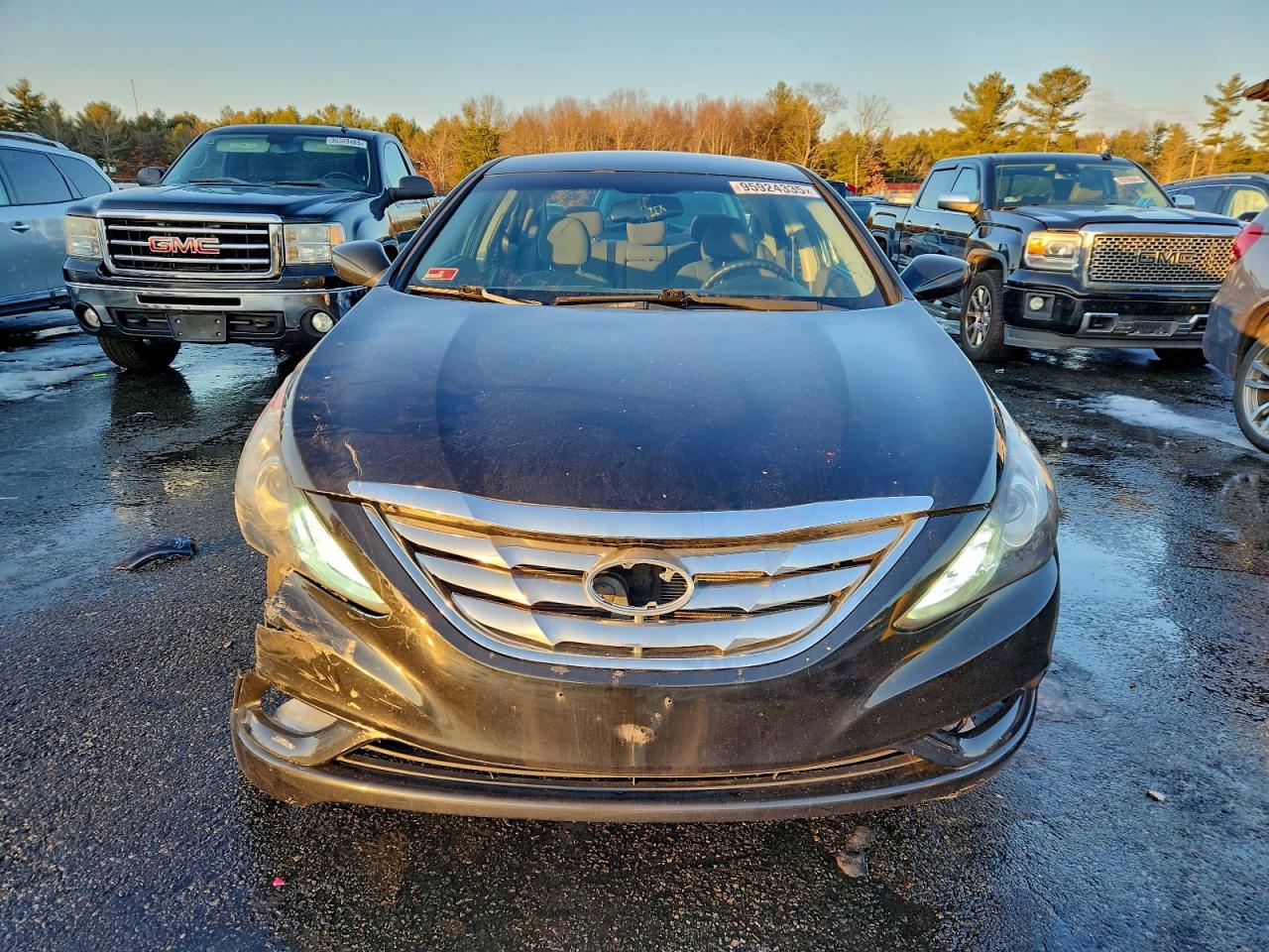 Hyundai SONATA Gls Image 4