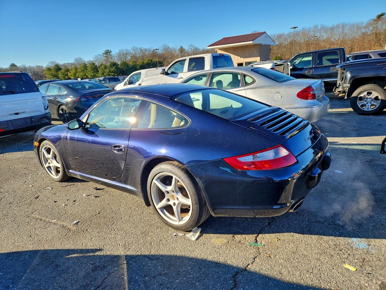 Porsche 911 Carrera Image 2