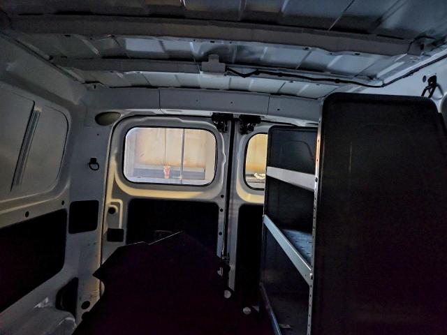 Nissan Nv 2.5s Image 7