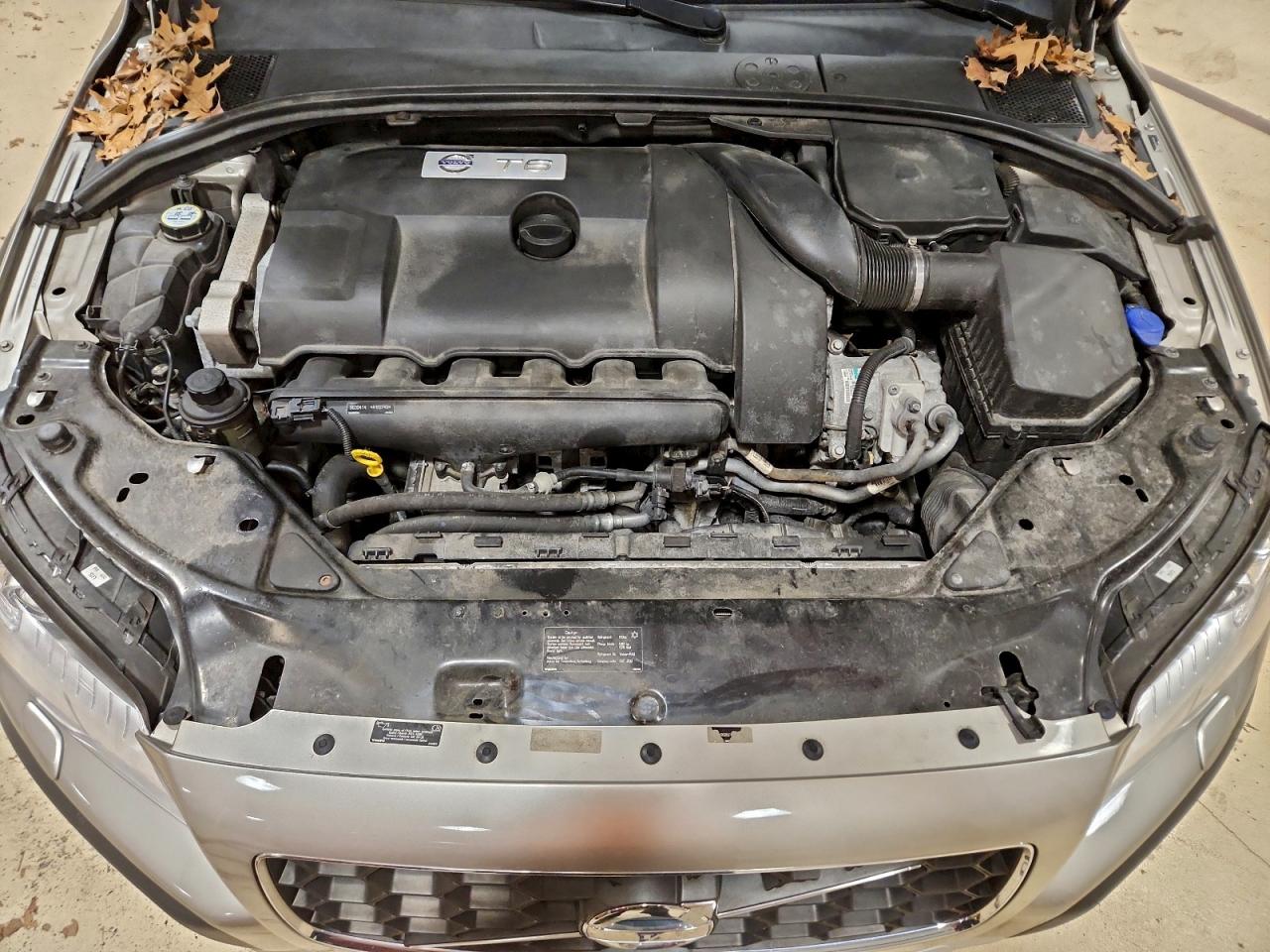 Volvo XC70 T6 Image 11