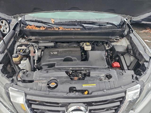 Nissan Pathfinder S Image 10