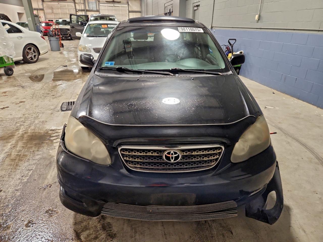 Toyota Corolla Ce Image 7