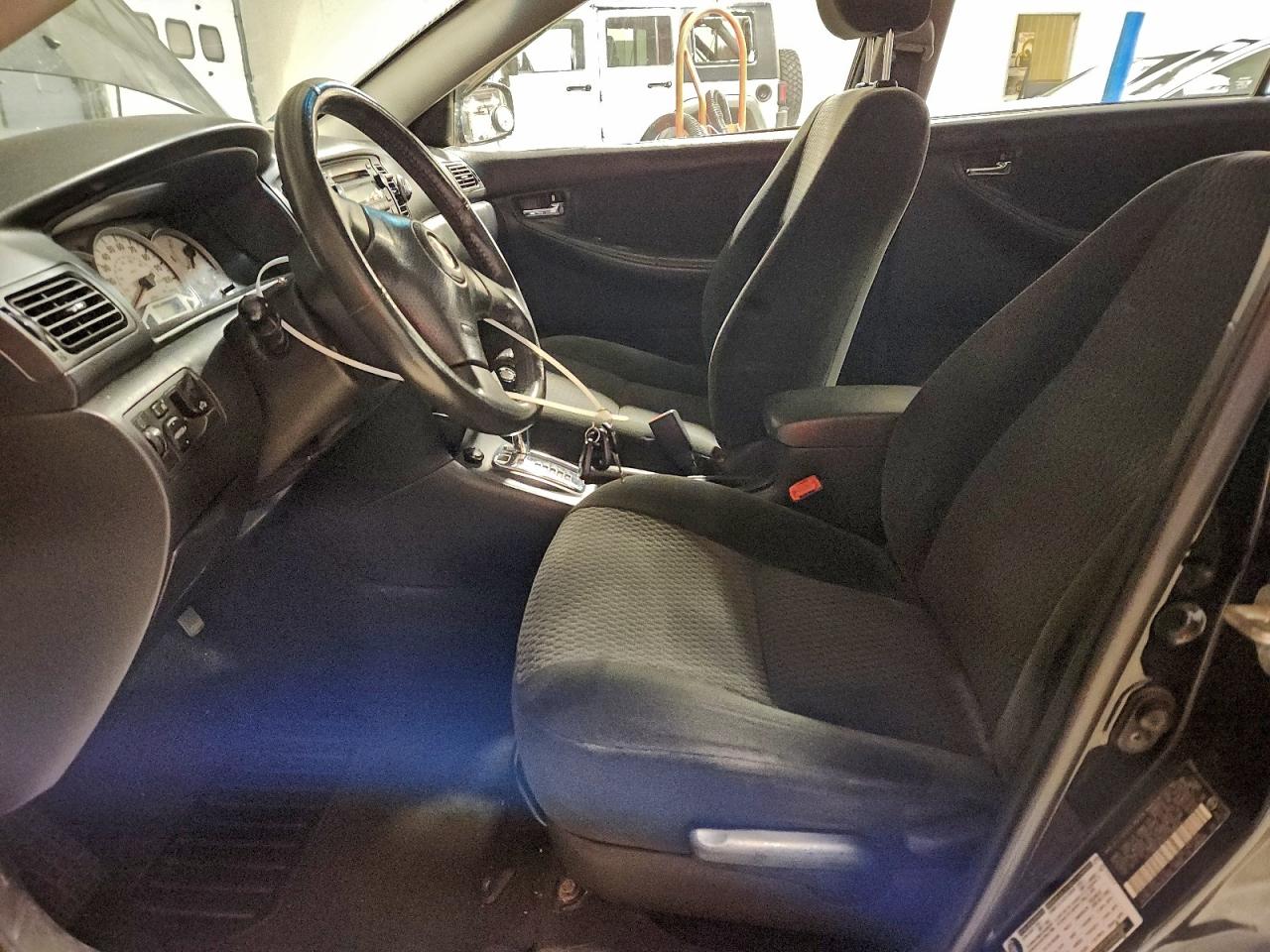 Toyota Corolla Ce Image 9