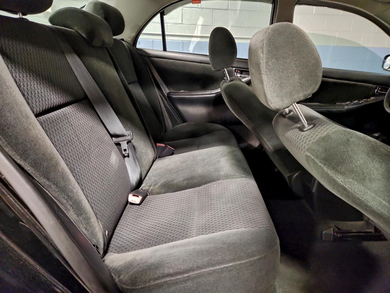 Toyota Corolla Ce Image 10