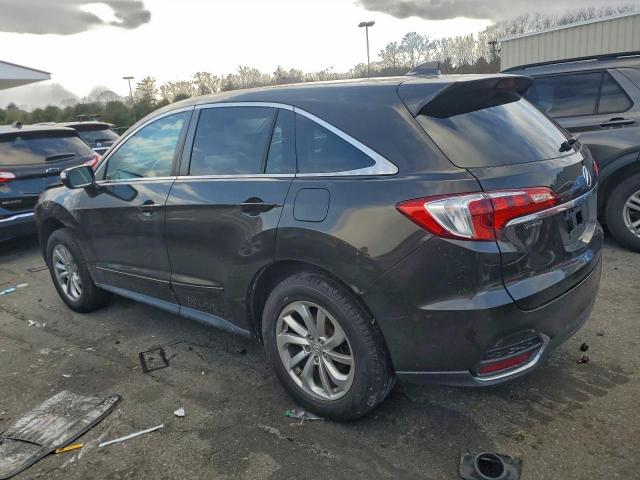 Acura RDX Image 8